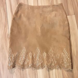 Jenni Max NYC 100% Suede Perforated Scalloped Hem Pencil Skirt.
